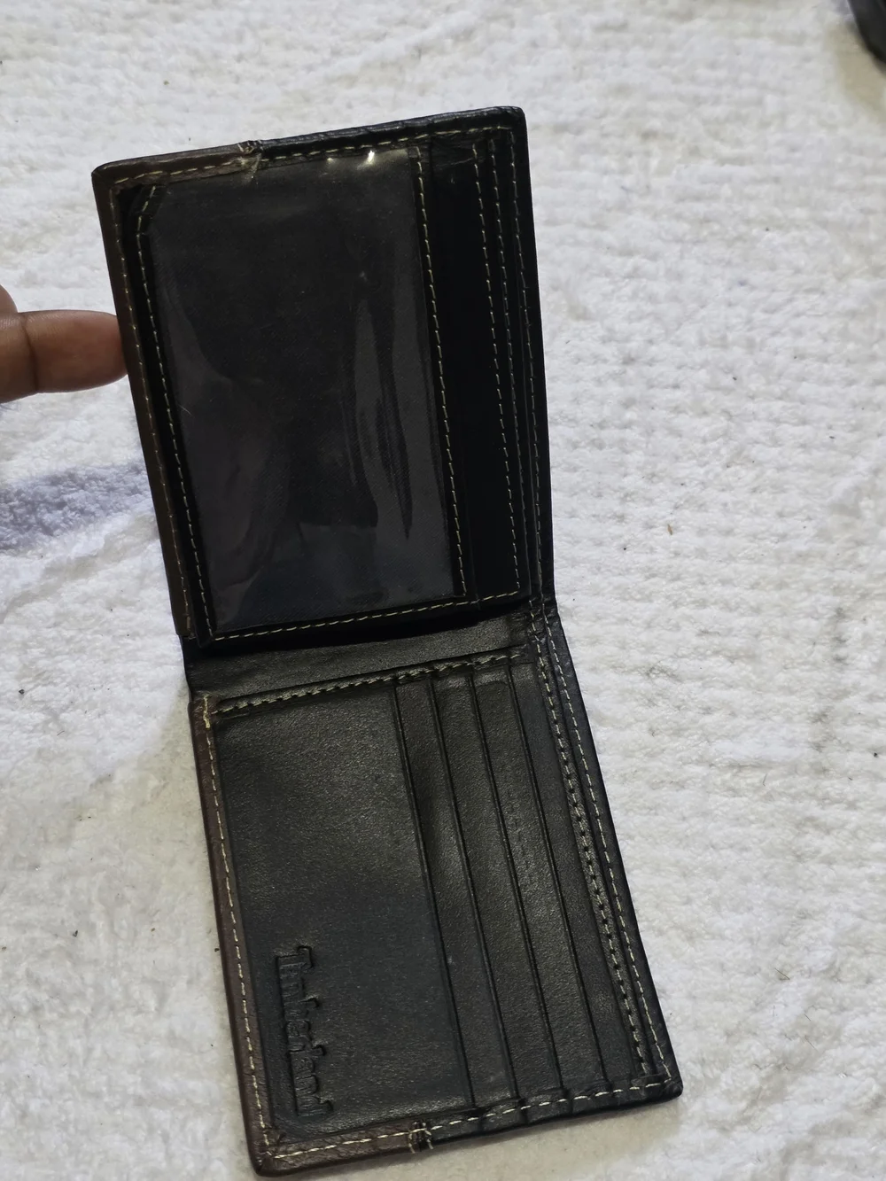 Timberland Two-Tone Brown and Black Leather Bi-Fold Wallet